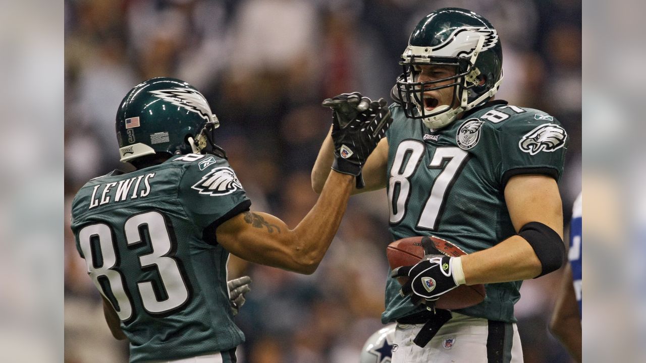 Eagles Throwback: In 2007 the Eagles played the Lions at home and wore  these jerseys. The Eagles went on to win 56-21. Bring back the Baby Blue! :  r/eagles