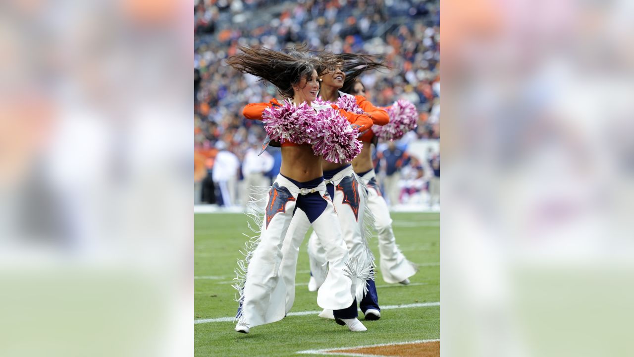 2011 NFL Cheerleaders: Week 5