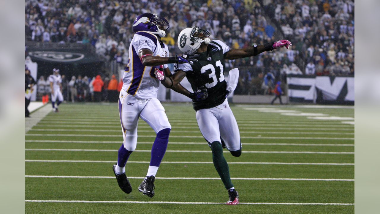 Antonio Cromartie's Twins Sleep in Football Helmets: First Pics