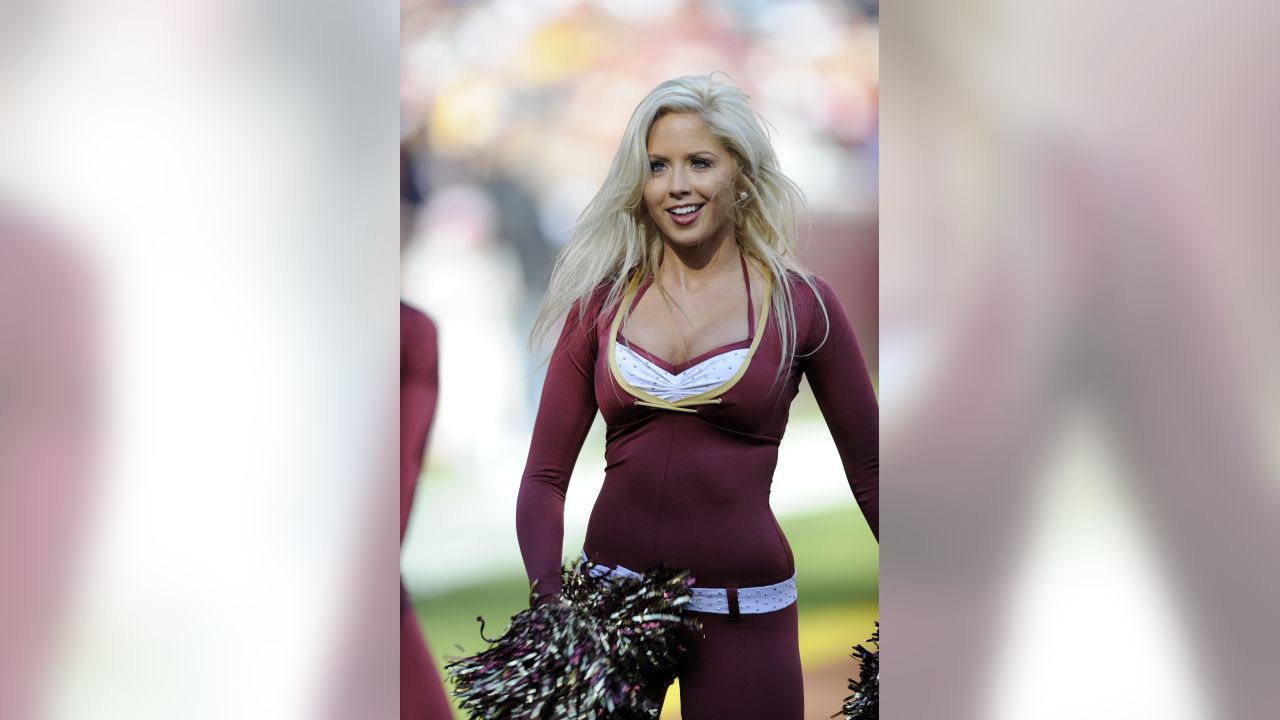 The Price Of Pom-Poms: Report Shows NFL Cheerleaders Barely Getting By