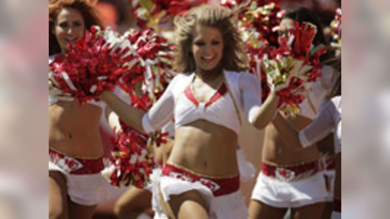 Kansas City Chiefs Cheerleaders Photos from Preseason Week 3 – Ultimate  Cheerleaders