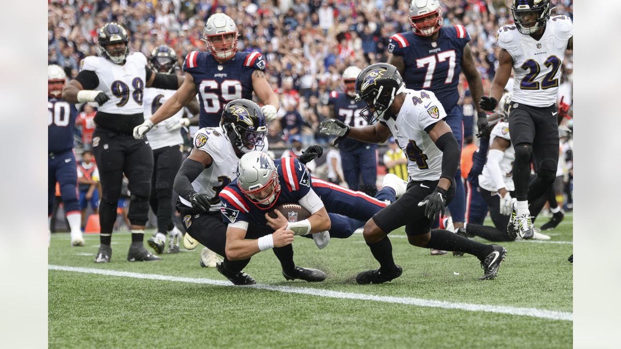 FOXBOROUGH, MA - SEPTEMBER 25: New England Patriots defensive end