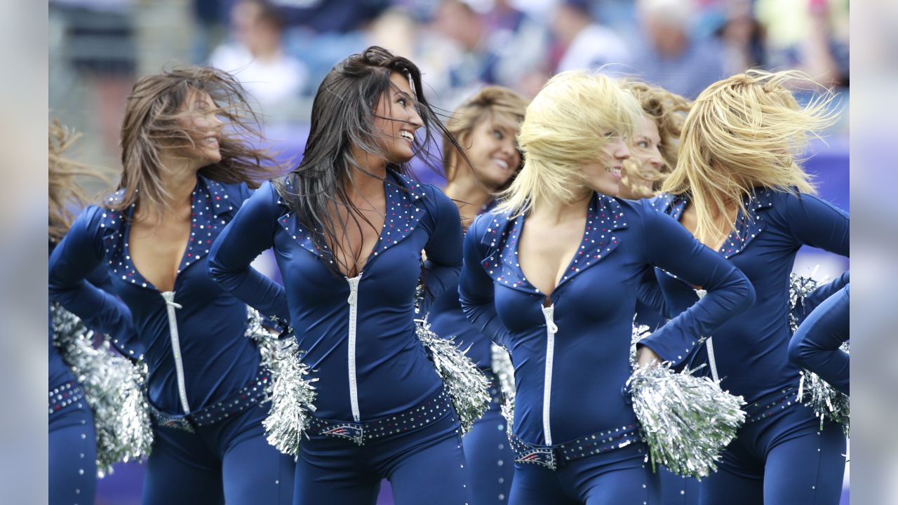 NFL cheerleaders 2010