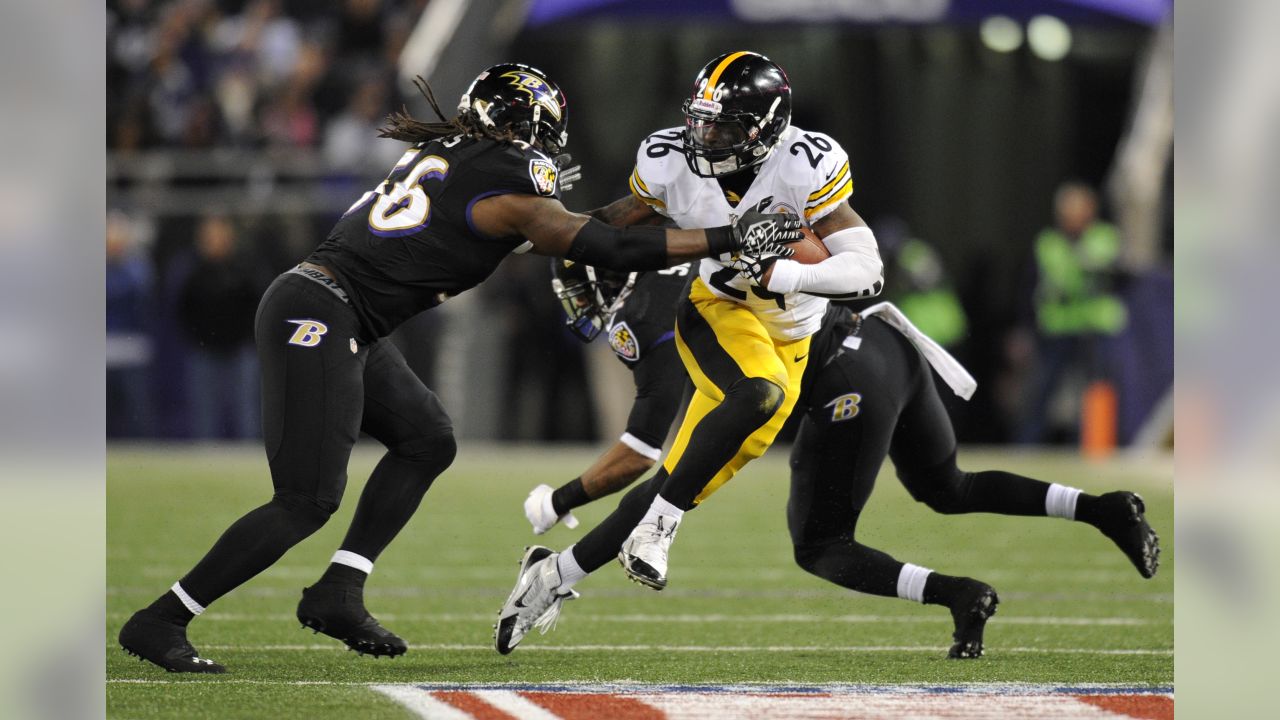 Pittsburgh Steelers quarterback Ben Roethlisberger, left, congratulates  running back Jerome Bettis (36) on his touchdown run in the first quarter  against the Cleveland Browns on December 24, 2005 at Cleveland Browns  Stadium