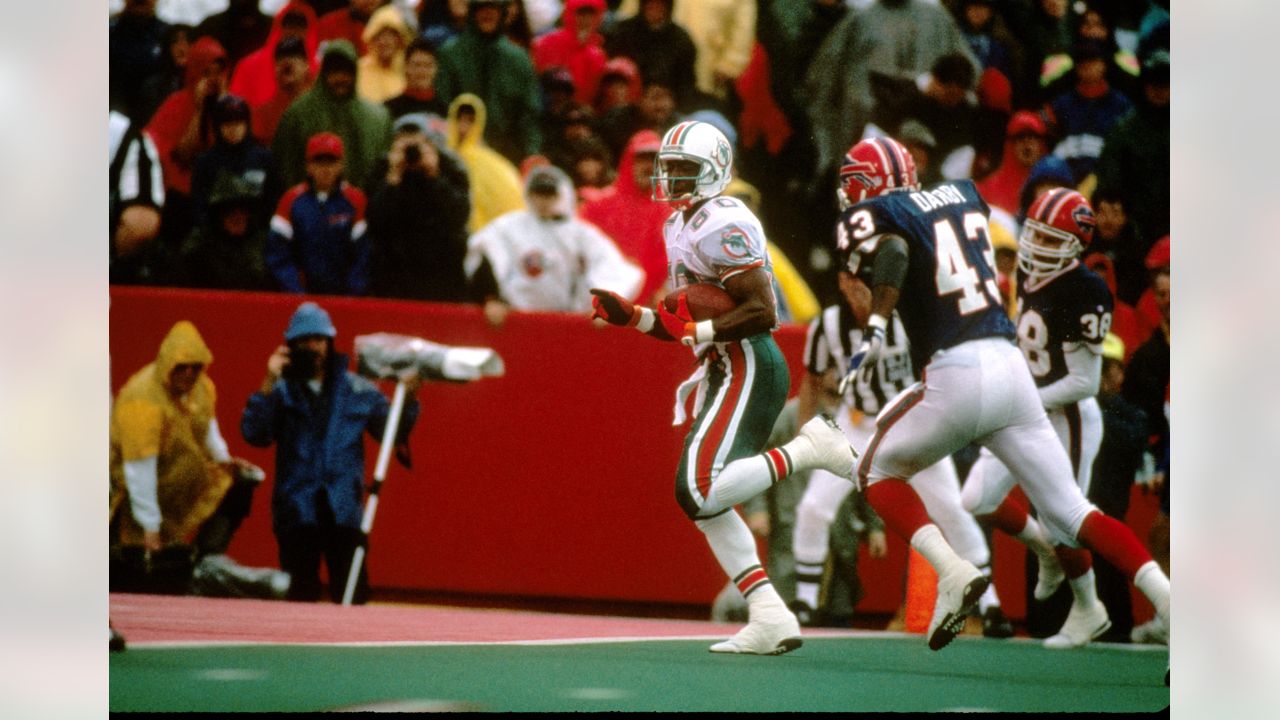 Miami Dolphins fullback Charles Clay (42) in action against the