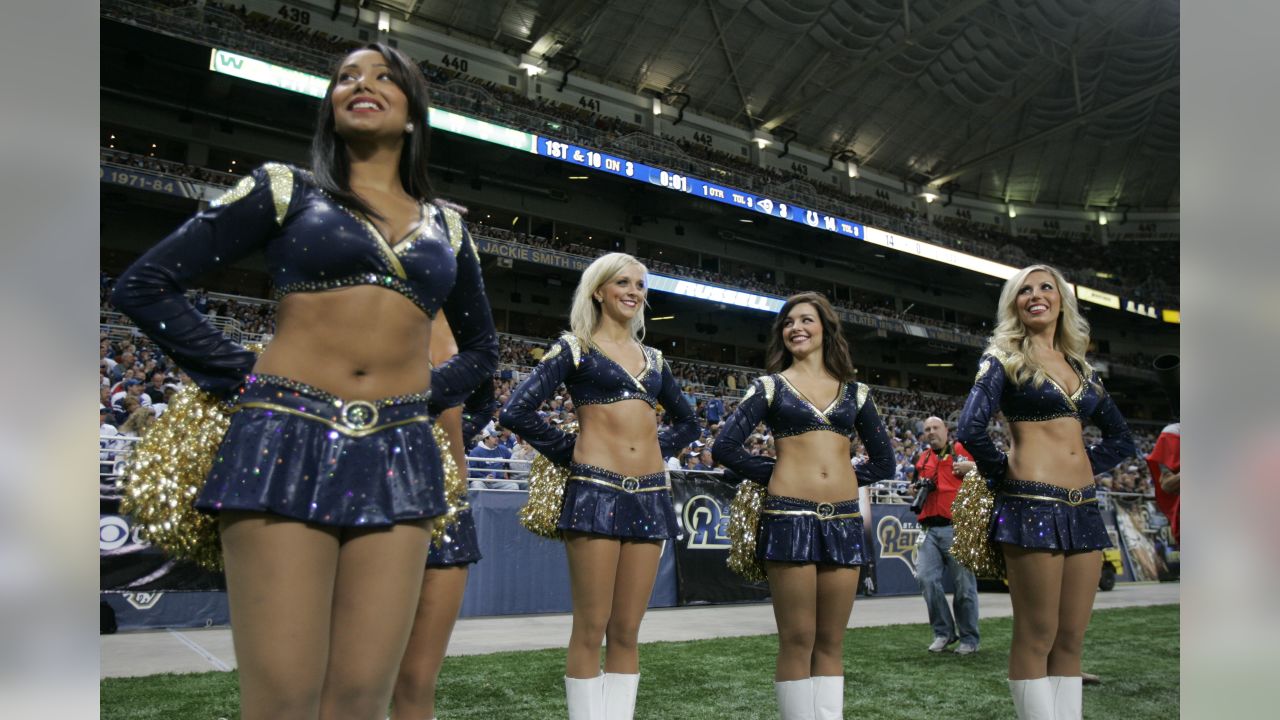 2009 NFL Cheerleaders: Week 11