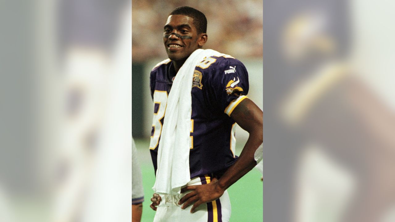 Wide receiver Randy Moss of the Minnesota Vikings smiles as he talks