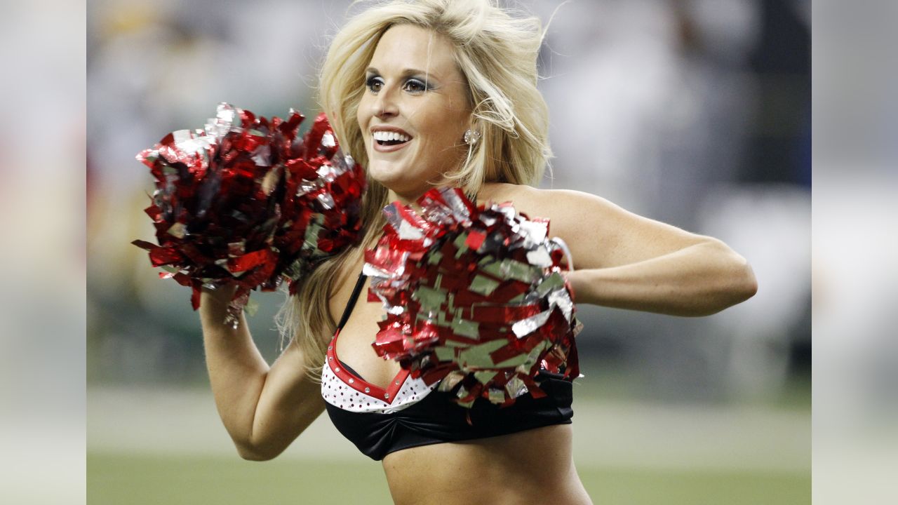 2009 NFL Cheerleaders: Week 12