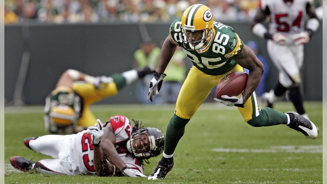 Green Bay Packers receiver Greg Jennings (85) breaks away for an 89-yard  reception during the first quarter of an NFL exhibition football game  against the Tennessee Titans on Friday, Sept. 1, 2006