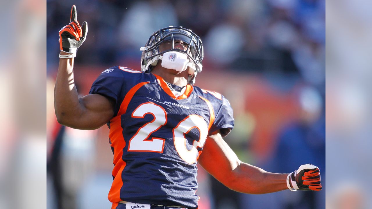 NFL Stats on X: Brian Dawkins is the only player in #NFL History with 25+  sacks, 25+ INTs, and 25+ forced fumbles  / X