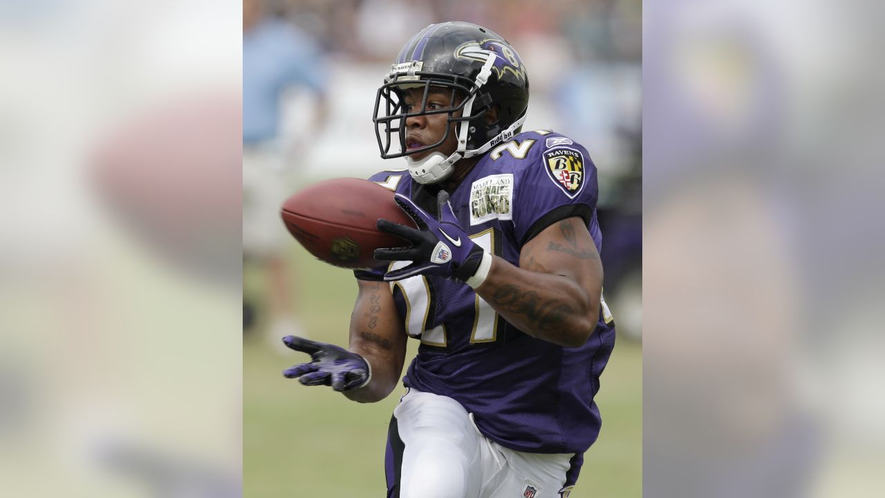 Baltimore Ravens cornerback Cary Williams, right, knocks the ball