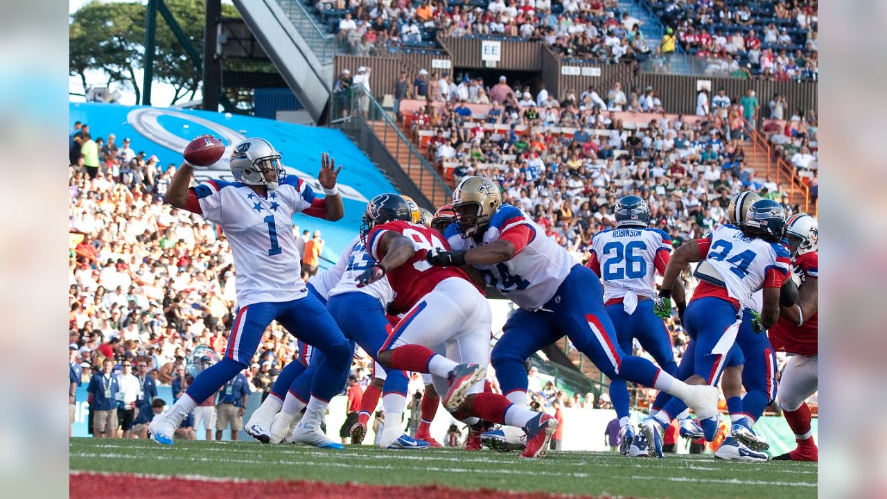 150 2012 Pro Bowl Stock Photos, High-Res Pictures, and Images