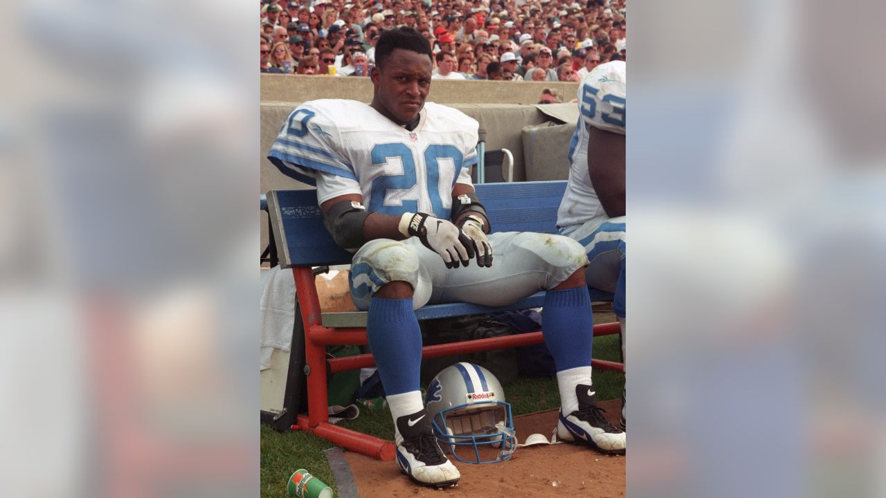 Barry Sanders' Cleats from Final Lions Game vs. Ravens in 1998 Up for  Auction, News, Scores, Highlights, Stats, and Rumors