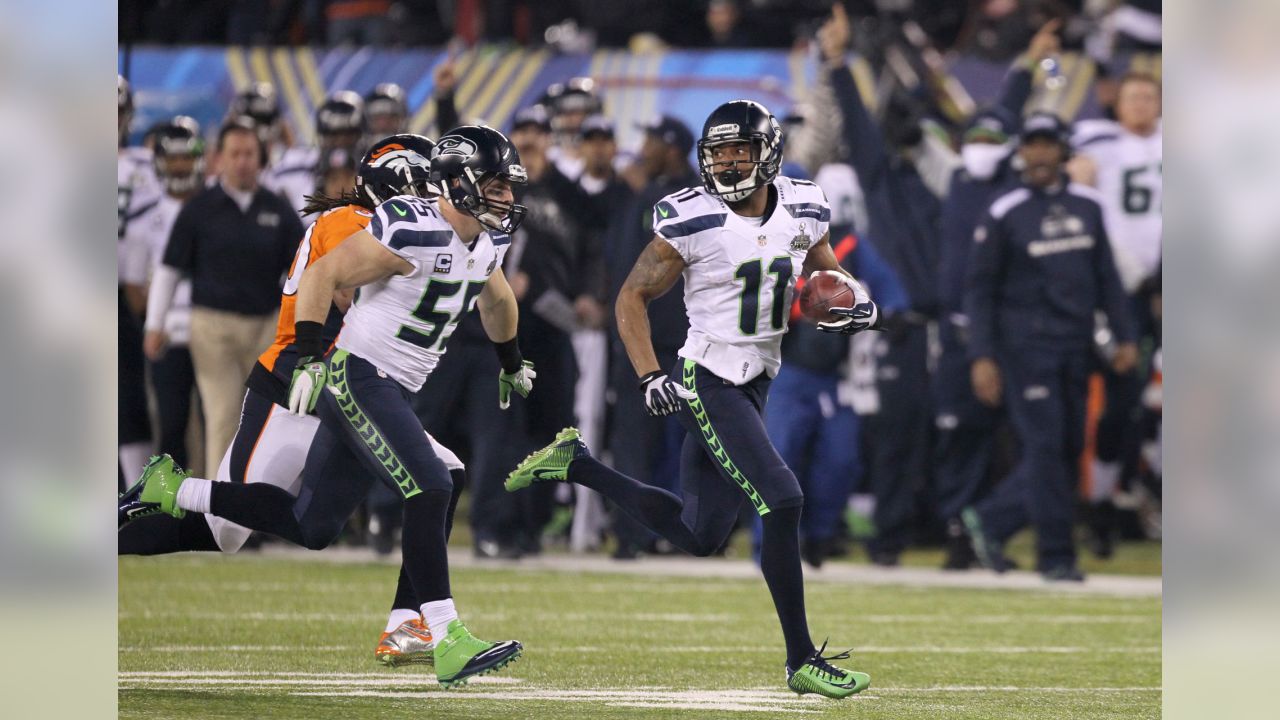 The Seattle Seahawks cheerleaders perform at Super Bowl XLVIII at MetLife  Stadium in East Rutherford, New Jersey on February 2, 2014. MetLife Stadium  hosts the NFL's first outdoor cold weather Super Bowl.