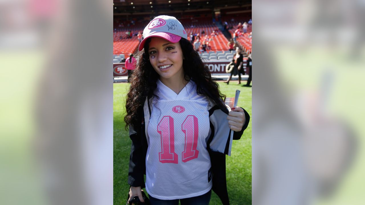 NFL's A Crucial Catch: Football's breast cancer awareness initiative is  about saving women's lives and recruiting female fans.