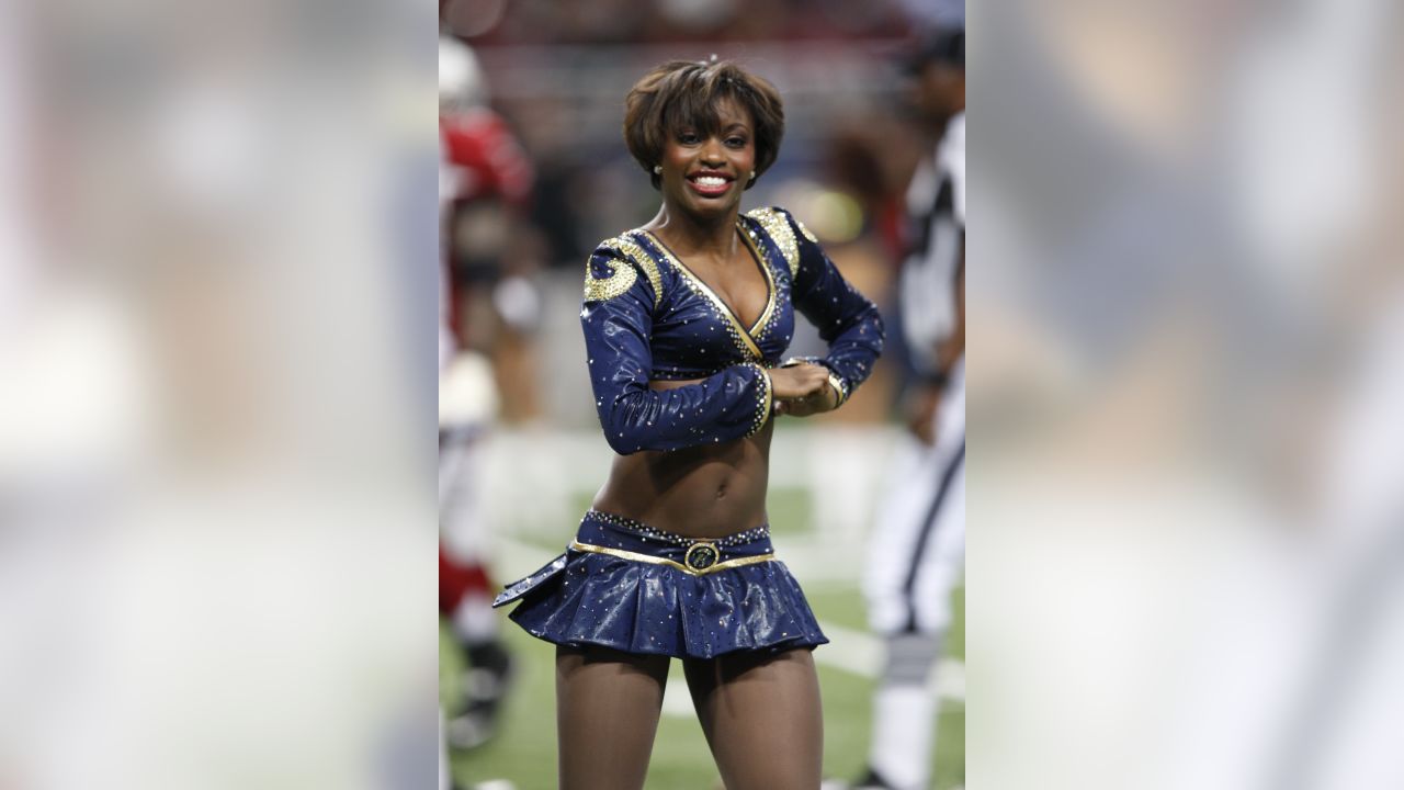 2009 NFL Cheerleaders: Week 11