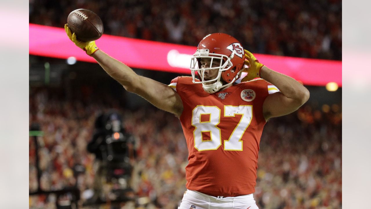 October 3, 2021: Kansas City Chiefs tight end Travis Kelce (87