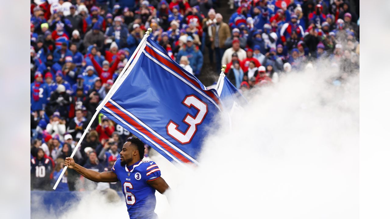 Falcons honor Bills' Damar Hamlin with blue No. 3 on field