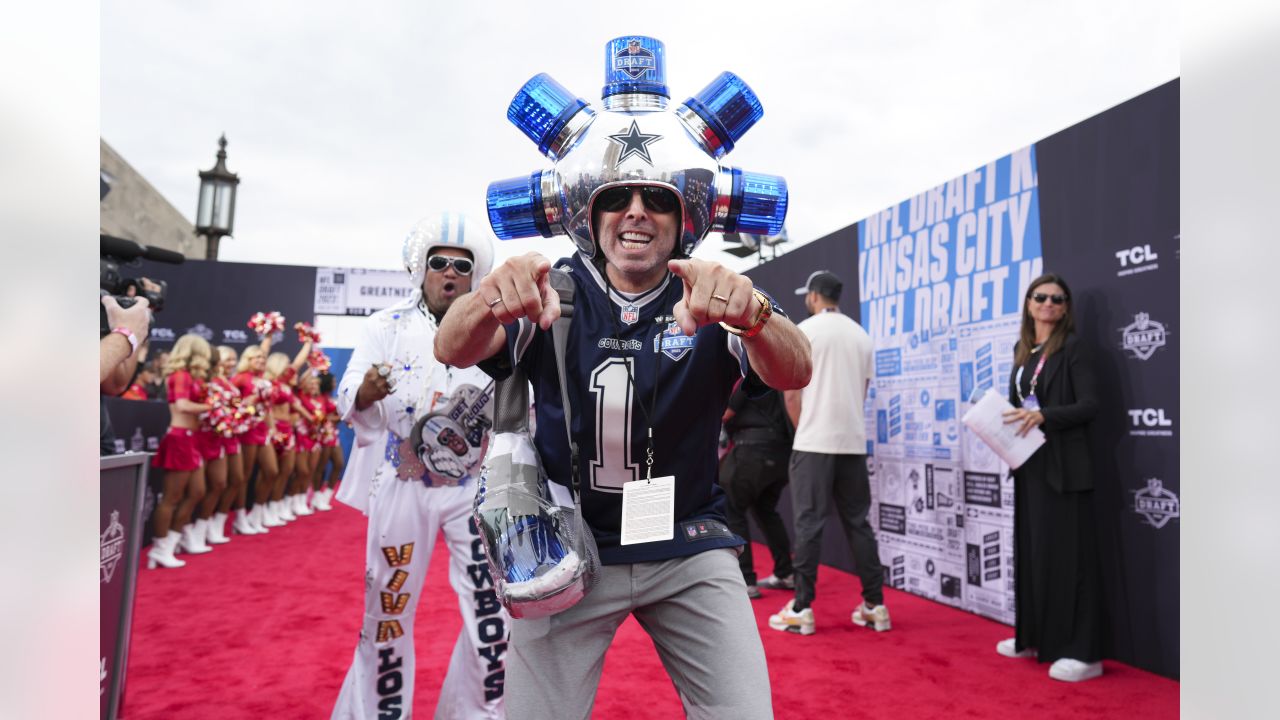 2023 NFL Draft: Prospects hit red carpet before first round