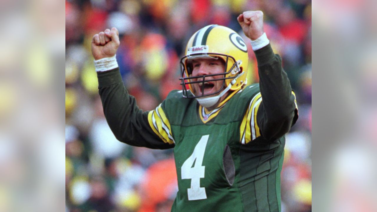 Brett Favre Green Bay Packers Quarterback Superbowl 1998 Print