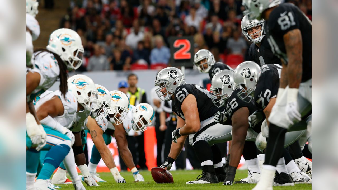 Miami Dolphins v Oakland Raiders: Derek Carr hoping to mastermind first  Raiders win of the season at Wembley, London Evening Standard