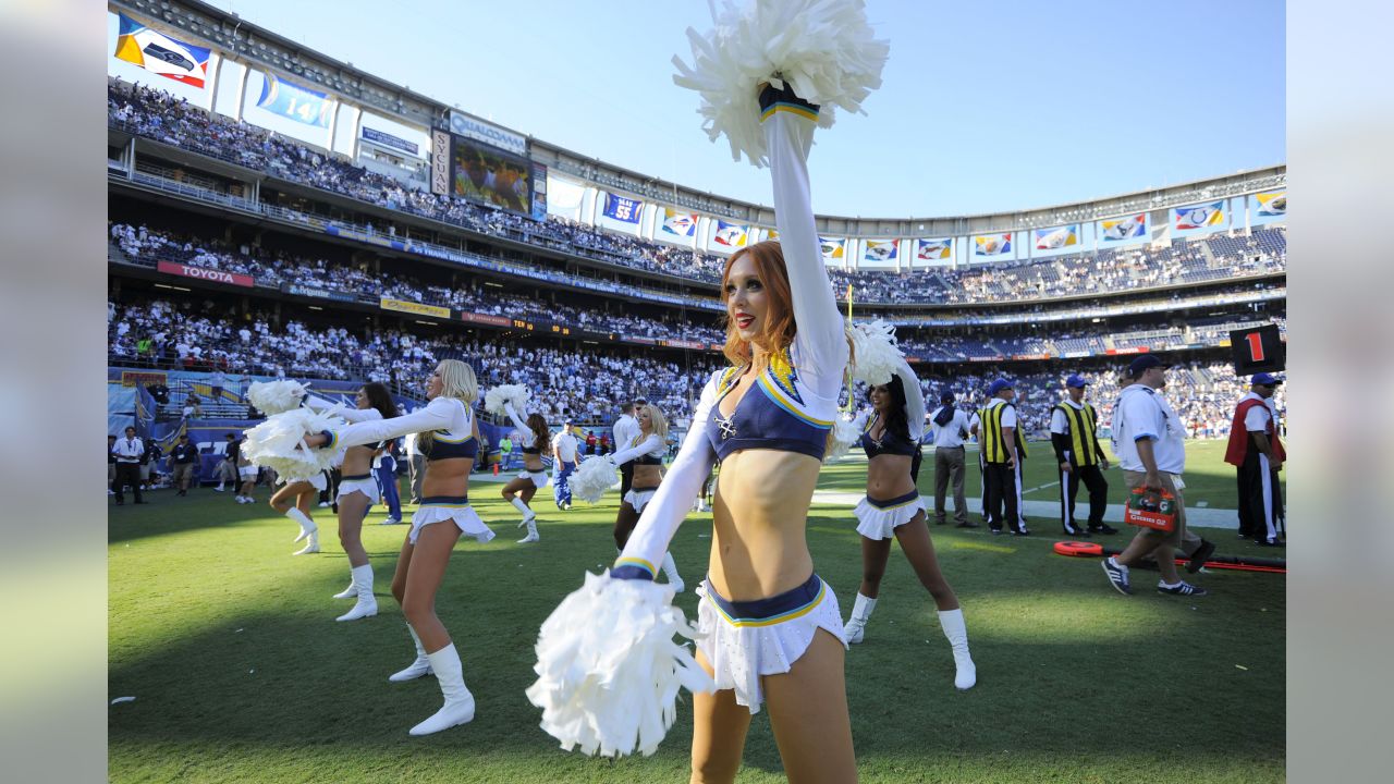 2012 NFL Cheerleaders: Best of Week 8