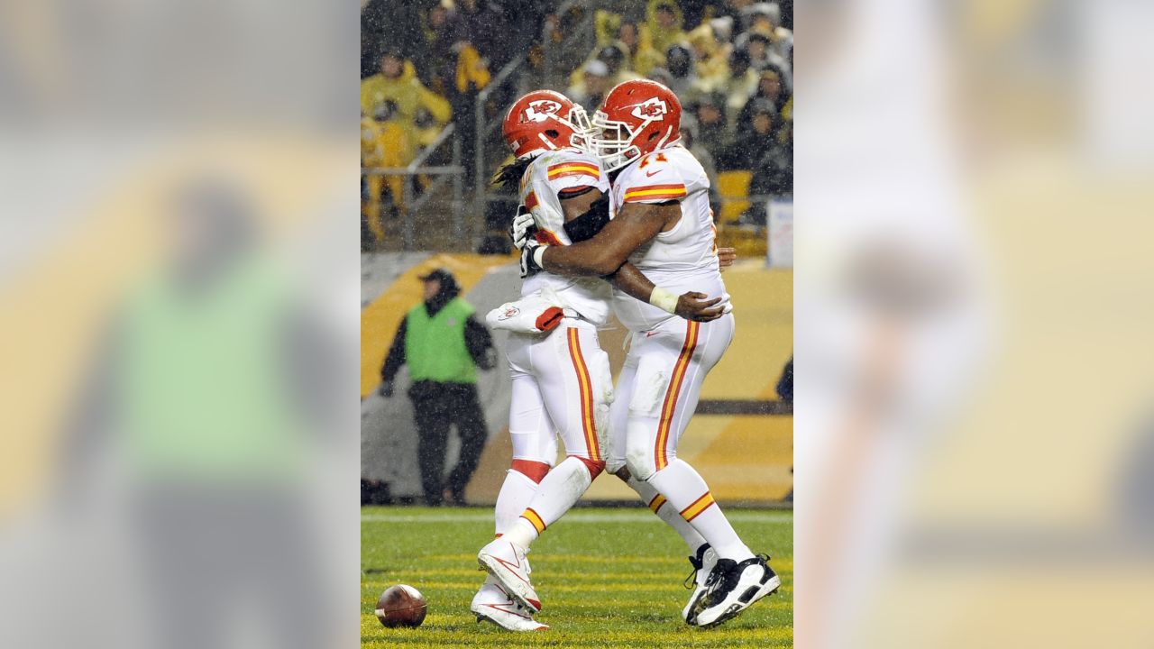 Pittsburgh Steelers' Brett Keisel (99) heads to the locker room