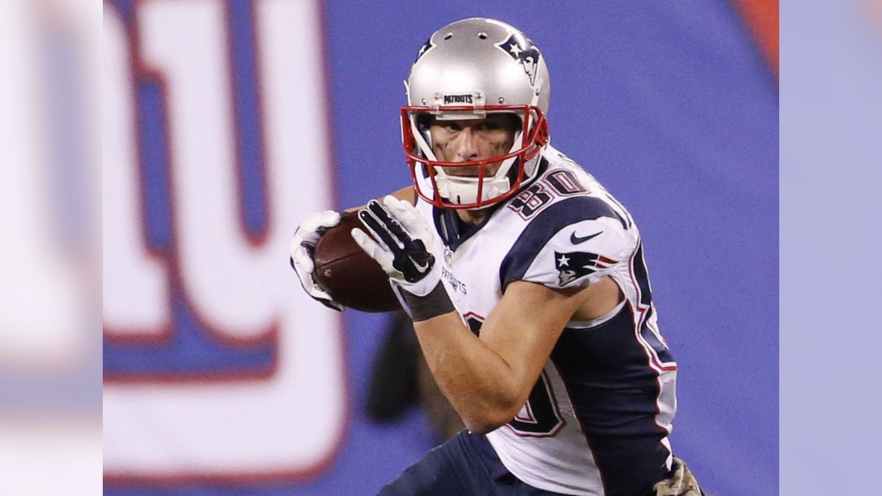 Julian Edelman ribs Eli Manning about Helmet Catch game: 'Did you