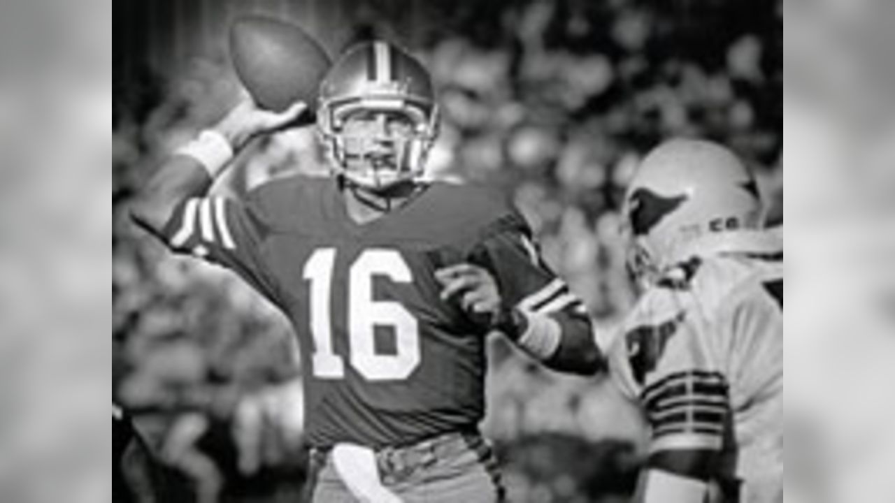 Former San Francisco 49ers players Roger Craig, from left, Joe Montana, and John  Taylor gather before a halftime ceremony during an NFL football game  between the 49ers and the Cincinnati Bengals in