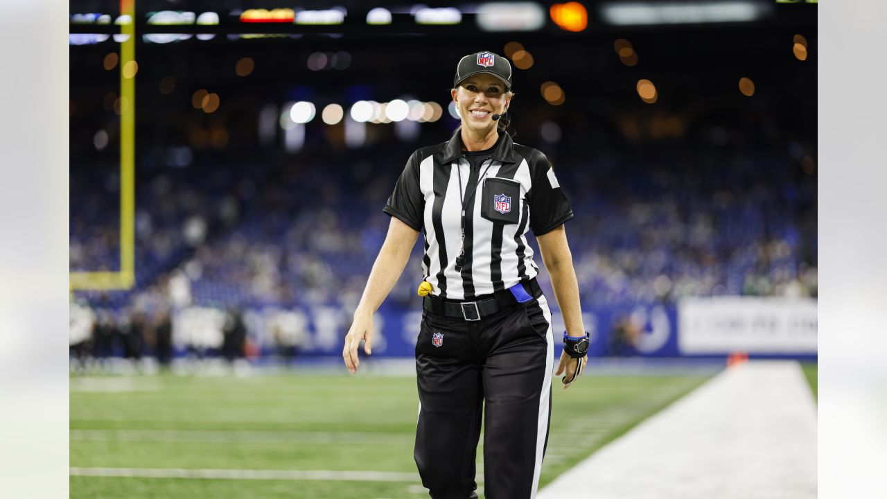 What we learned from the first full-time woman ref on the NFL