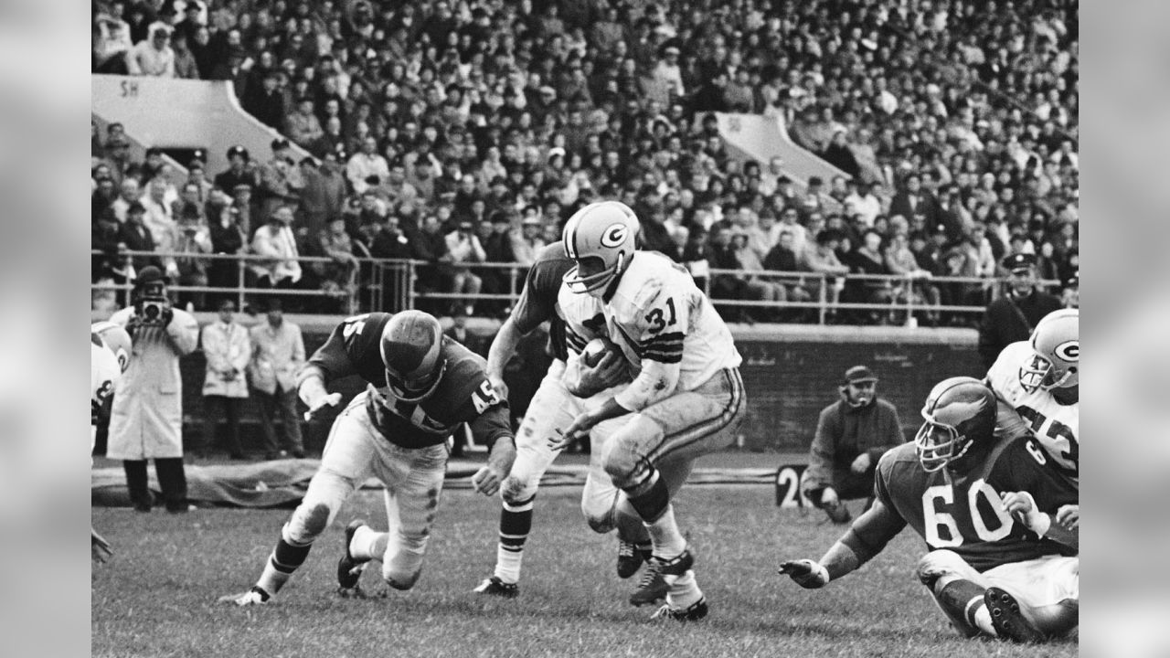 JIM TAYLOR & PAUL HORNUNG 8X10 PHOTO GREEN BAY PACKERS NFL FOOTBALL GAME