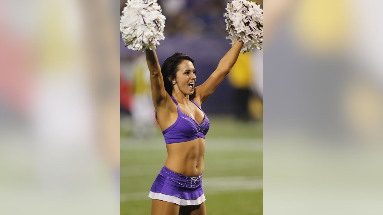 2011 NFL Cheerleaders: Best of the Preseason