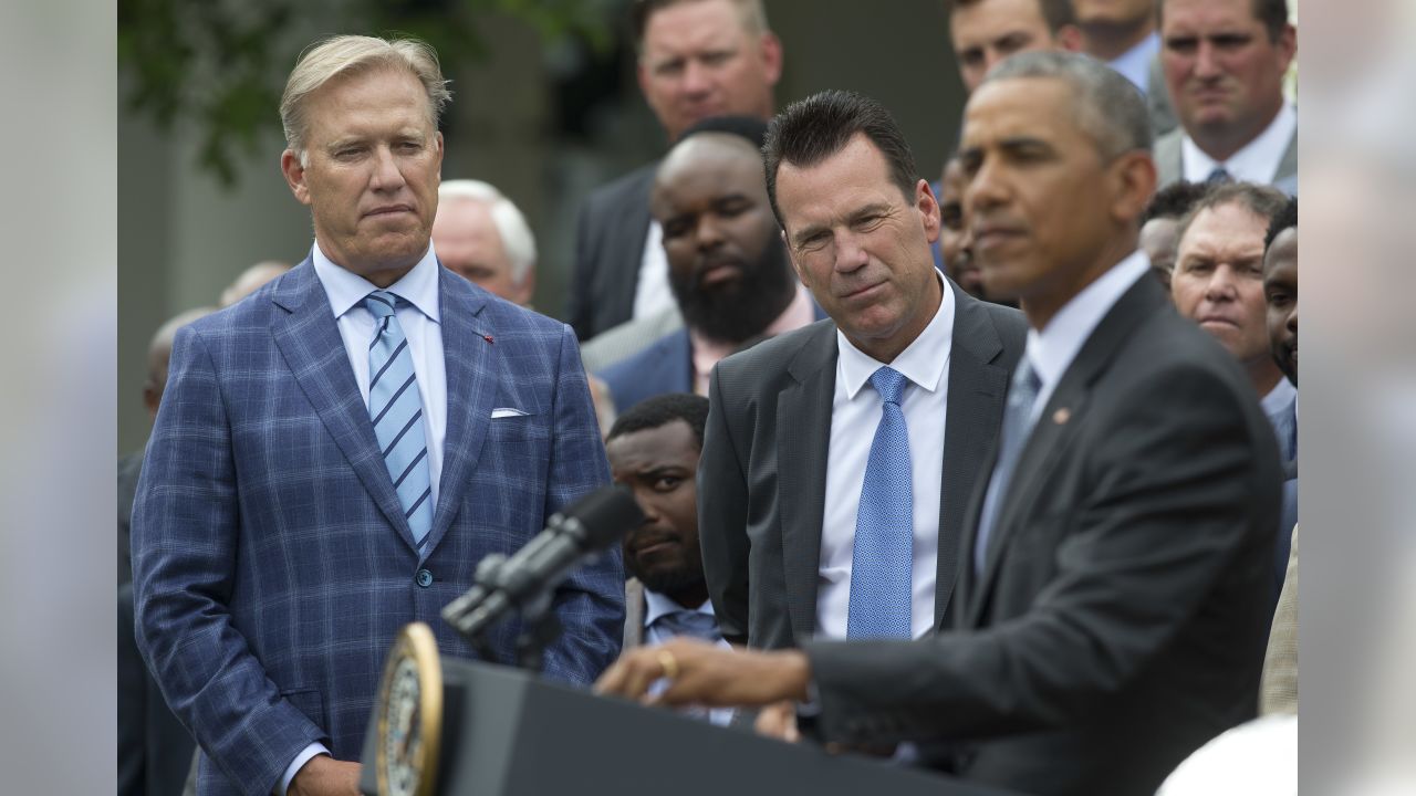 Barack Obama honors Super Bowl champion Denver Broncos at White House - ESPN