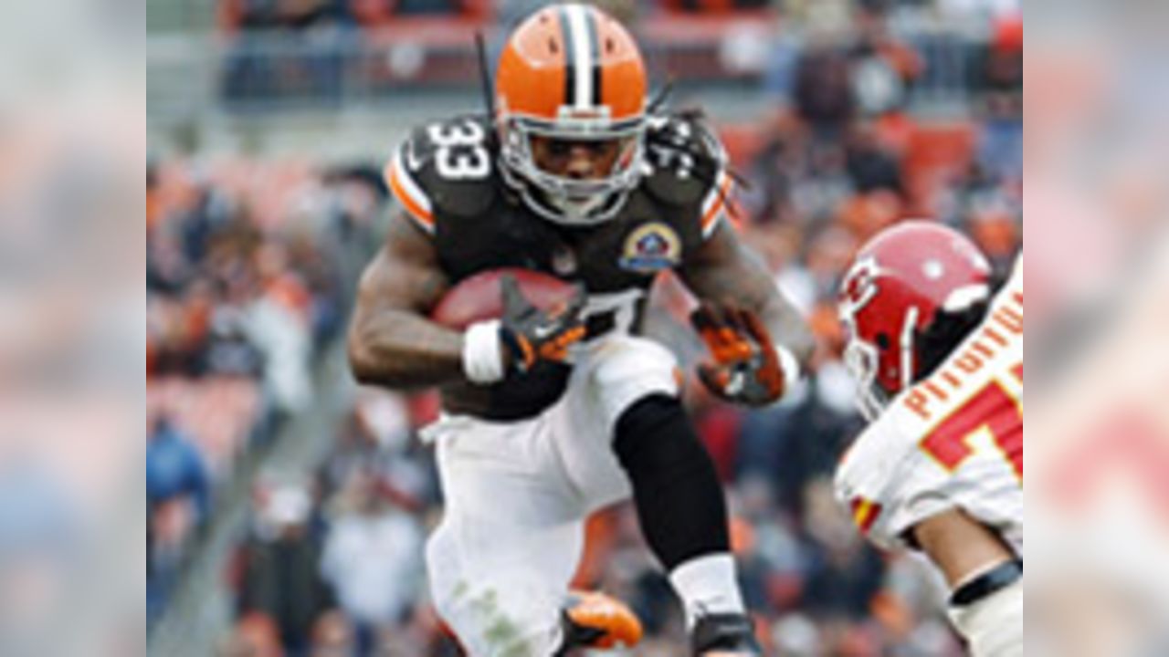 Cleveland Browns running back Trent Richardson (33) celebrates a touch down  against the Oakland Raiders during an NFL football game in Oakland, Calif.,  Sunday, Dec. 2, 2012. (AP Photo/Marcio Jose Sanchez Stock