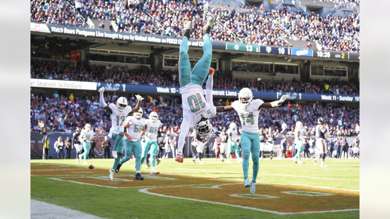 Miami Dolphins vs Chicago Bears - November 06, 2022