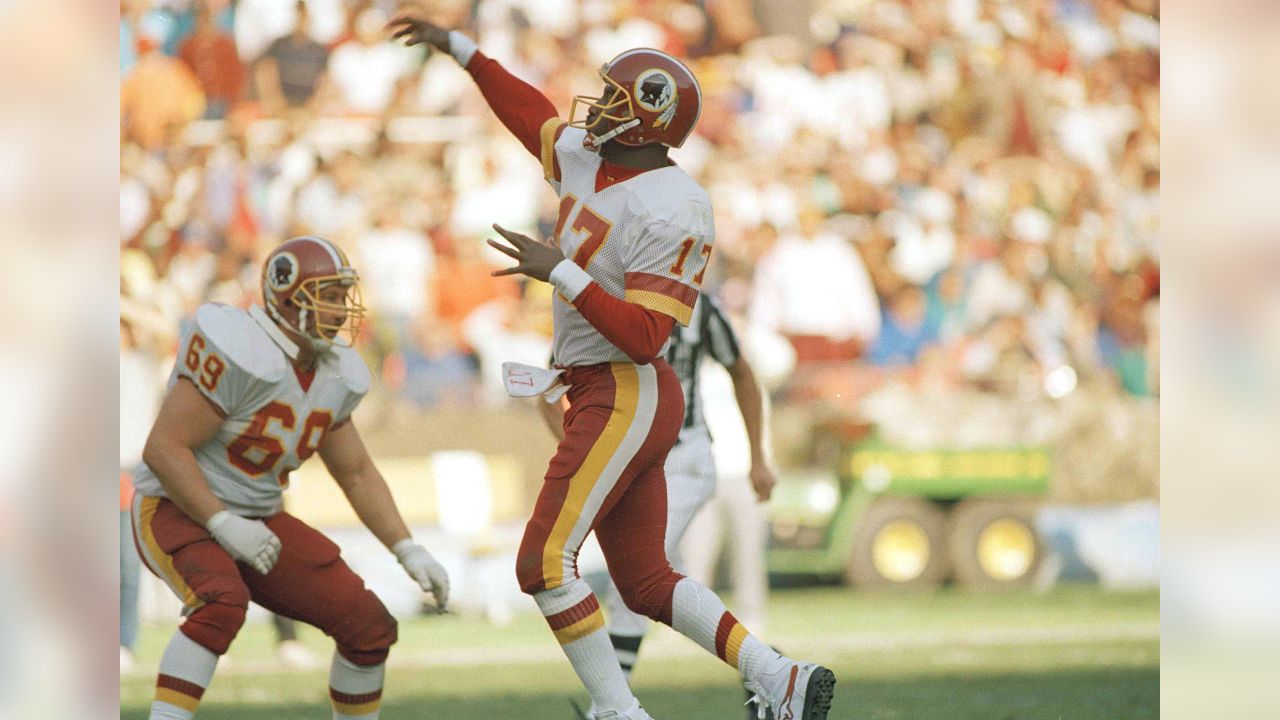 Image Gallery of Doug Williams, NFL Past Players