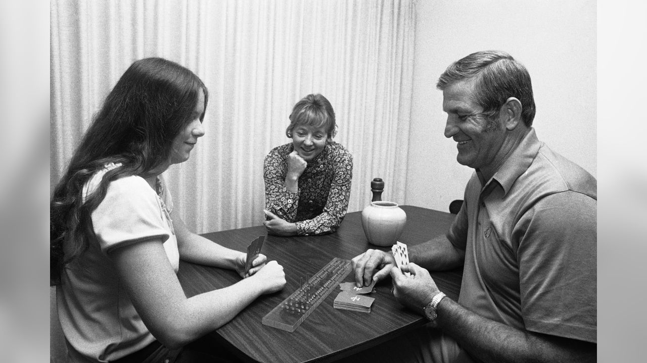 Houston Oilers quarterback, George Blanda, is seen in this posed action  shot from October 18, 1966, in Houston, Texas. (AP Photo Stock Photo - Alamy