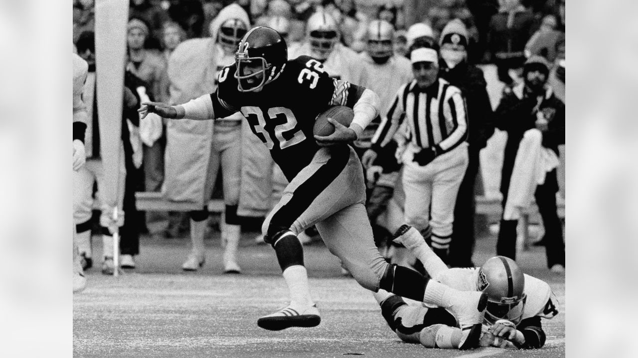 Remembering Pittsburgh Steelers Hall of Fame running back Franco Harris -  Behind the Steel Curtain