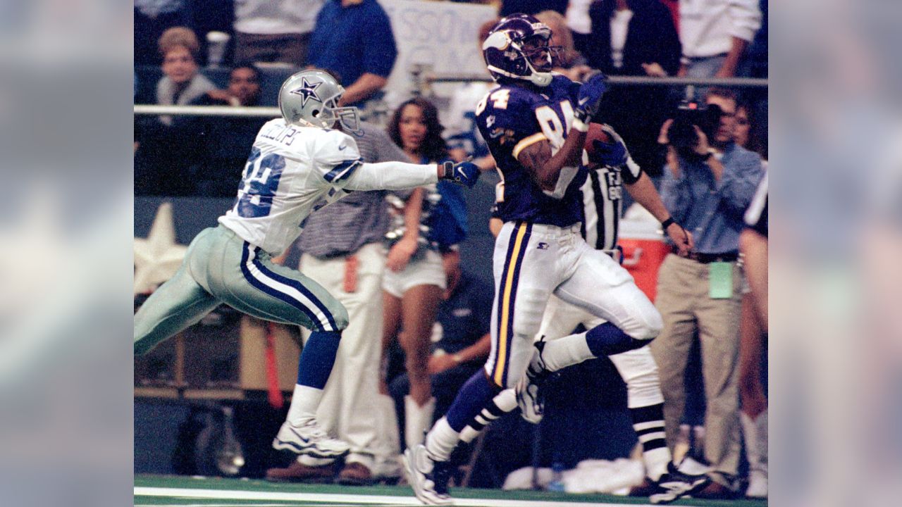 Watch: Randy Moss' incredible Thanksgiving performance vs Dallas Cowboys