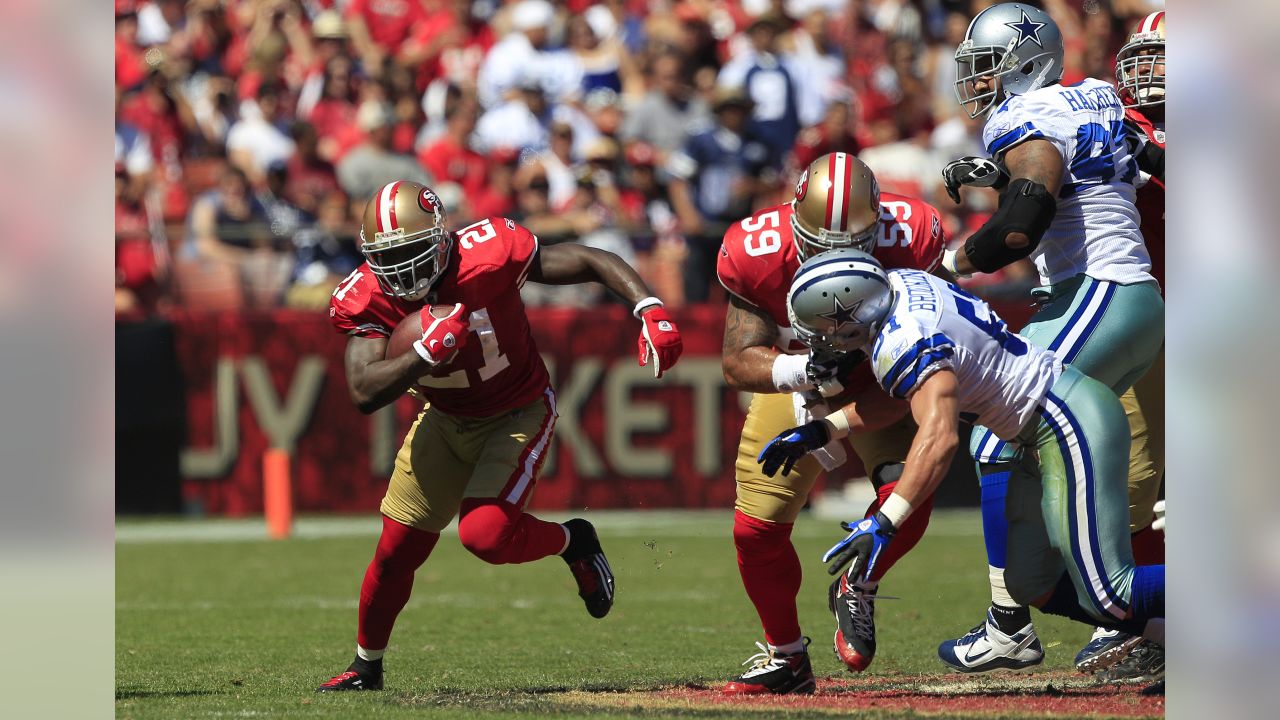 10,970 Cowboys Vs 49ers Stock Photos, High-Res Pictures, and