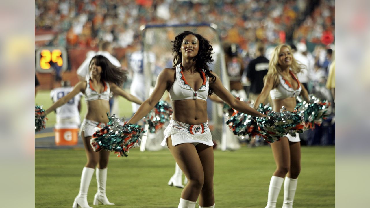 NFL cheerleaders from Week 2