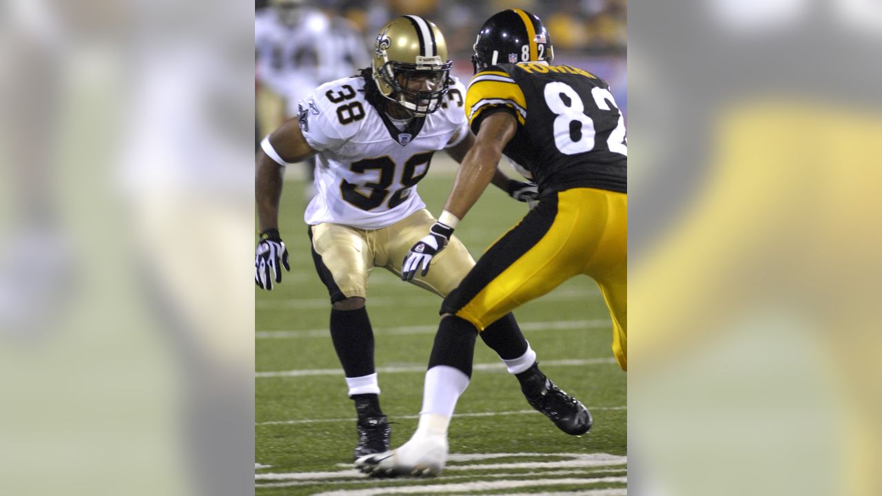 AFC-NFC Pro Football Hall of Fame Game - New Orleans Saints vs Pittsburgh  Steelers