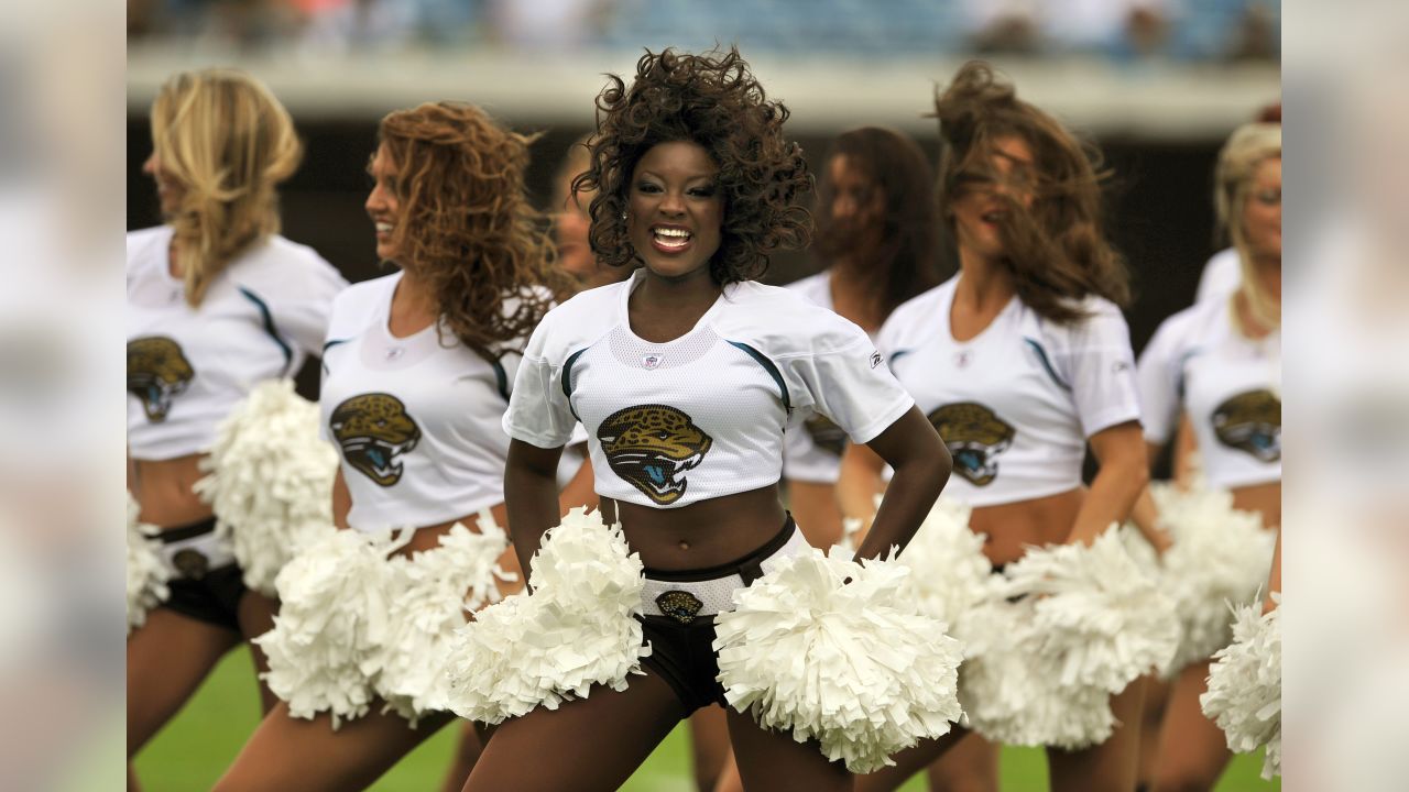 Photos - NFL cheerleaders, Week 5