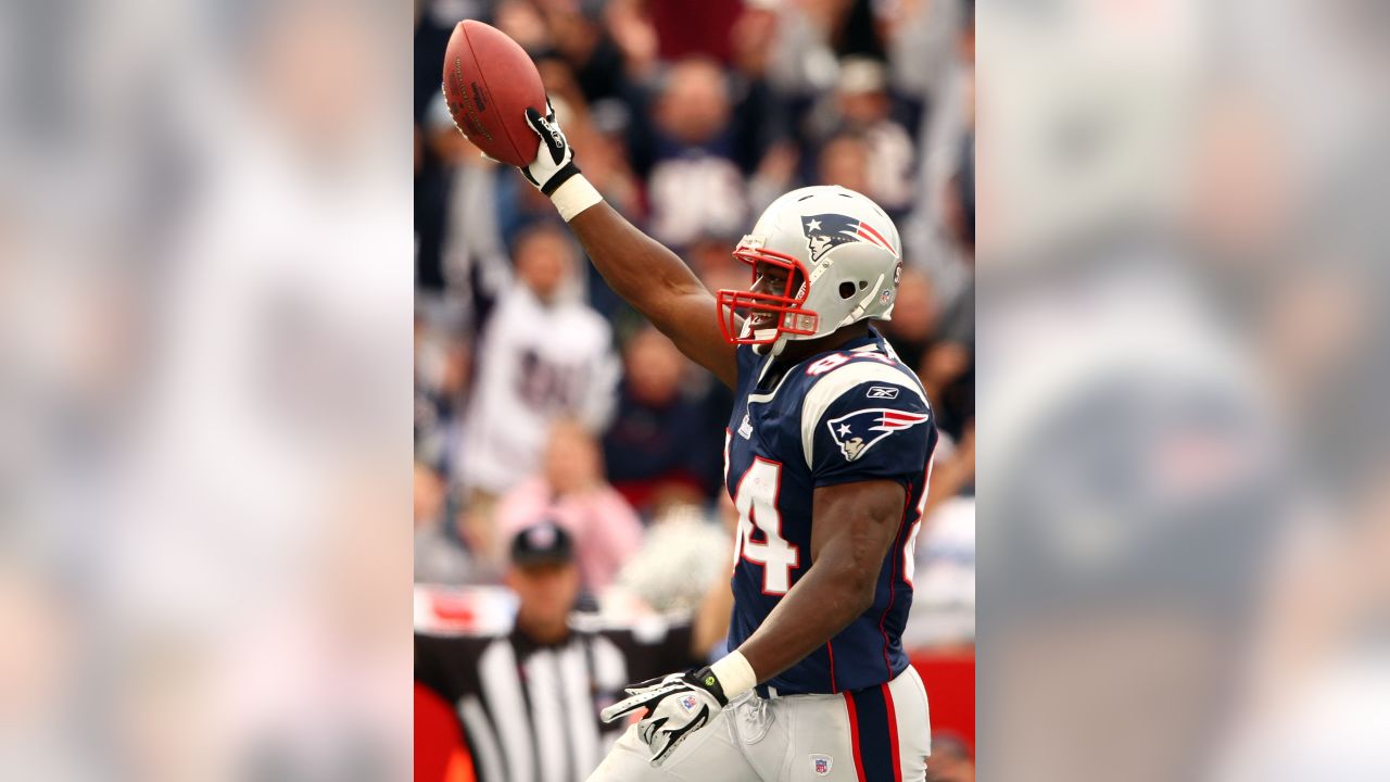 New England Patriots' Adalius Thomas (96) celebrates a sack on