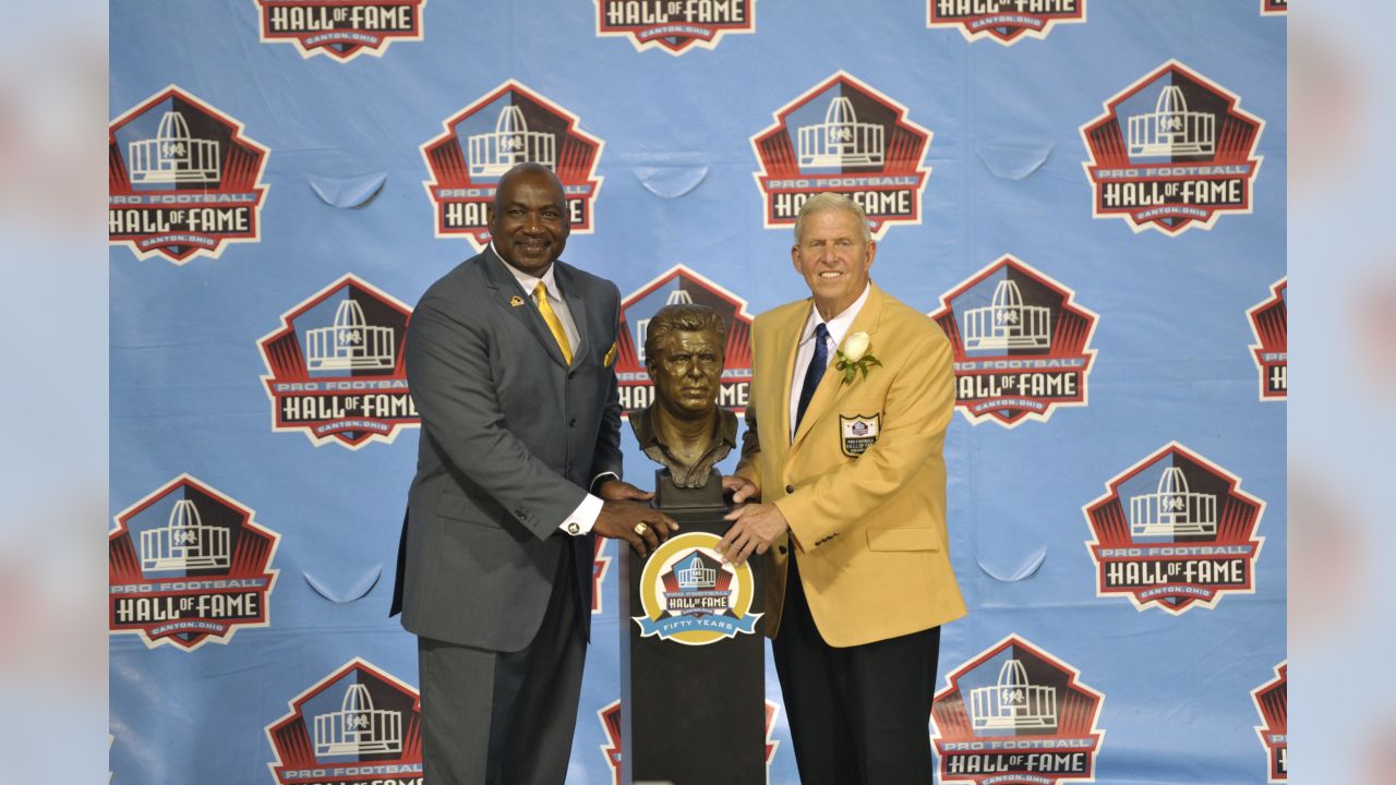 Bill Parcells Leads Prestigious Hall Of Fame Class Into Canton - CBS New  York