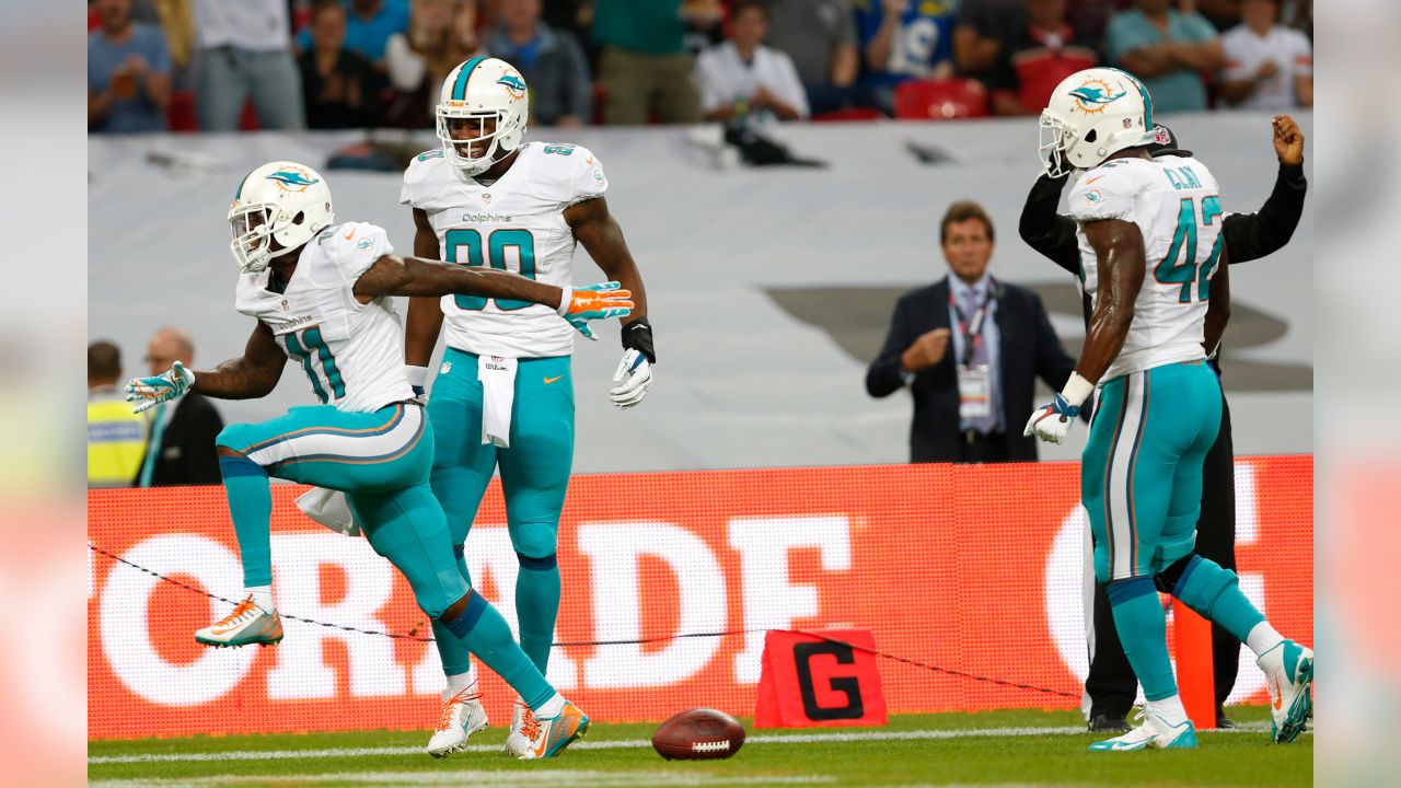 Oakland Raiders 14 Miami Dolphins 38: Wembley sees yet another blowout as  Dolphins dominate Raiders in London, London Evening Standard