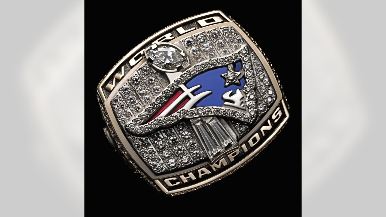 2001 NEW ENGLAND PATRIOTS SUPER BOWL XXXVI CHAMPIONSHIP RING - Buy