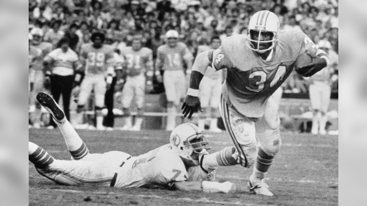 THROWBACK THURSDAY: 40 Years Ago Earl Campbell Exploded Into The NFL