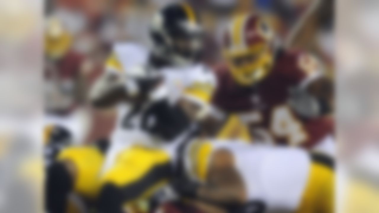 Bell, who has been sidelined the first three weeks with an injured foot, is getting very close to making his regular-season debut. And when you consider how badly the Steelers running game has looked, it's only logical for Bell to move into a prominent role. Considering the lack of waiver-wire depth at the position, Bell needs to be owned in all leagues.