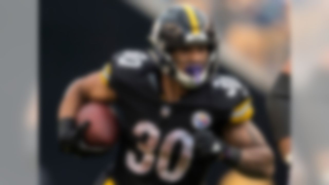 We're still not 100 percent sure if Le'Veon Bell will be on the field when the Steelers start the season. If not, then look for Conner to get plenty of work against the Cleveland Browns in the opener. It remains to be seen how much Pittsburgh will use the young running back during the season but it certainly makes sense to stash him as a handcuff if you selected Bell early in your draft.